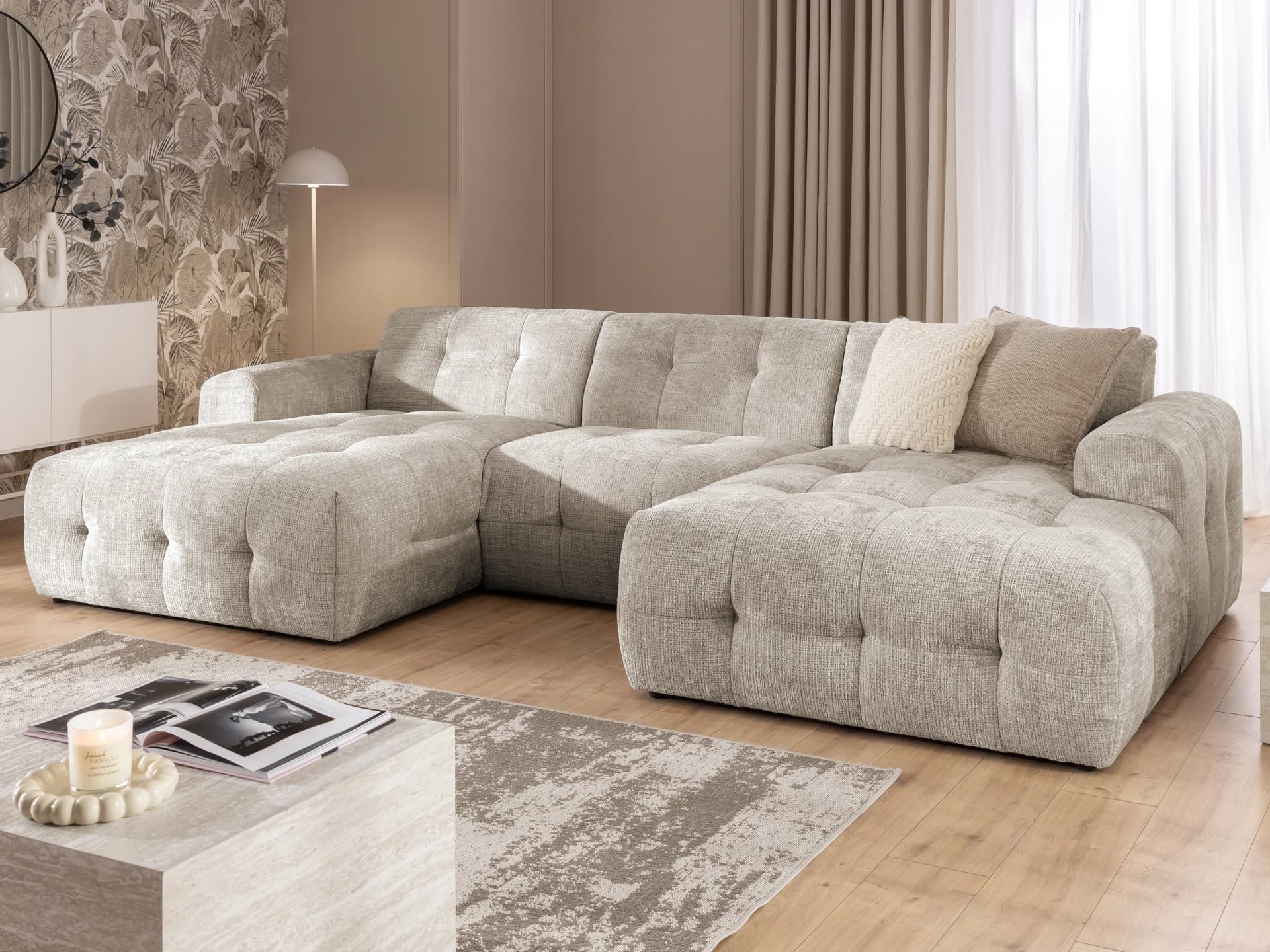 Kozy – komfortable Wohnlandschaft im Bumpy-Design mit fester Rückenlehne aus weichem Chenille-Stoff